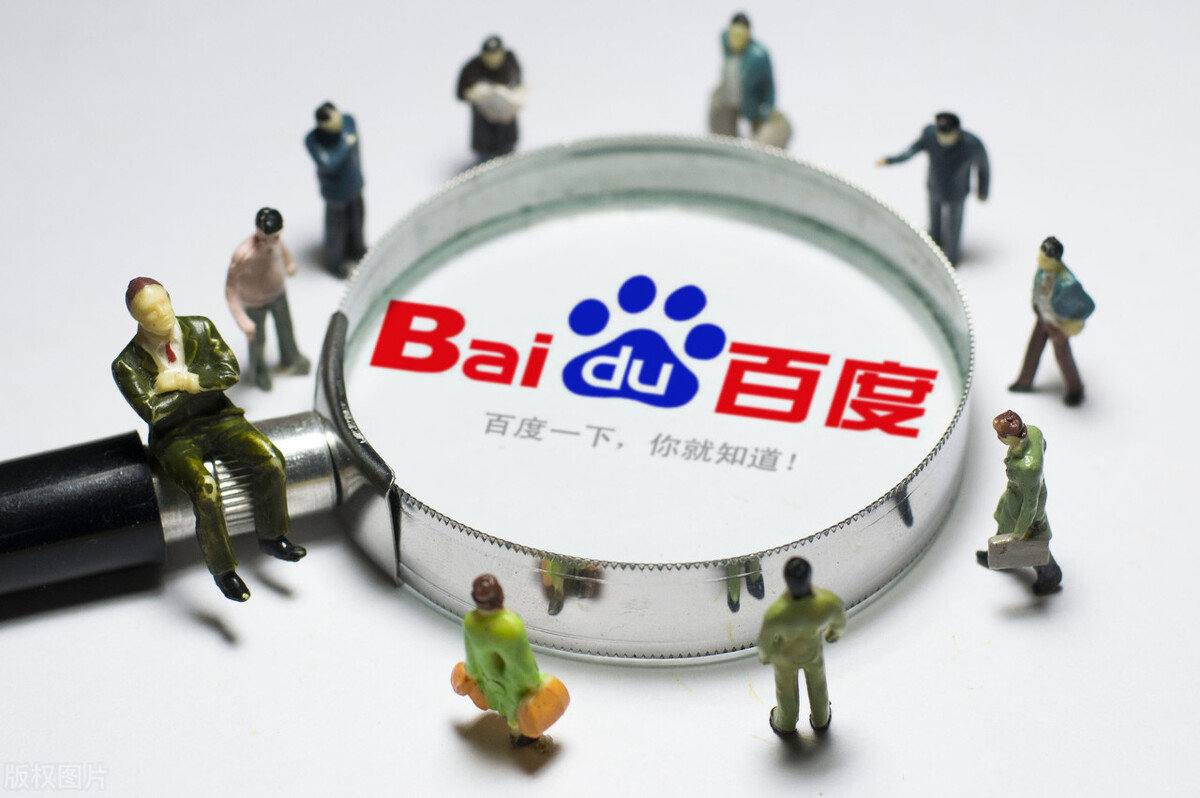 张艺凡的早八穿搭有点东西